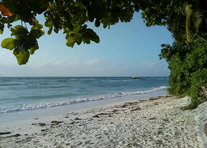 Corner Bay Apartments Beau Vallon,Mahe